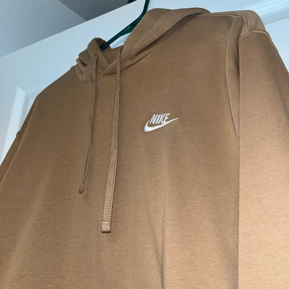 Nike pullover